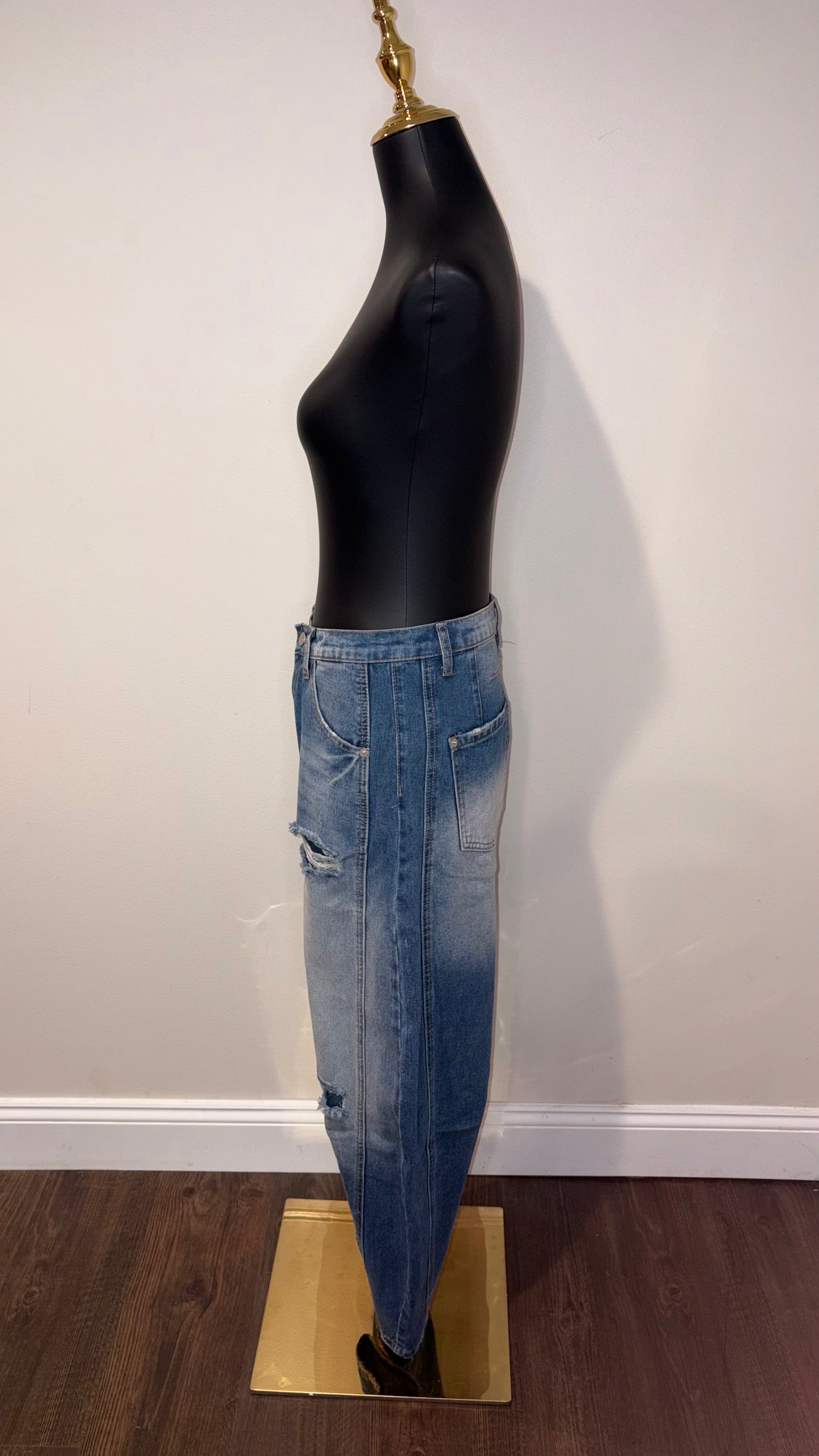 The Downtown Barrel Jeans