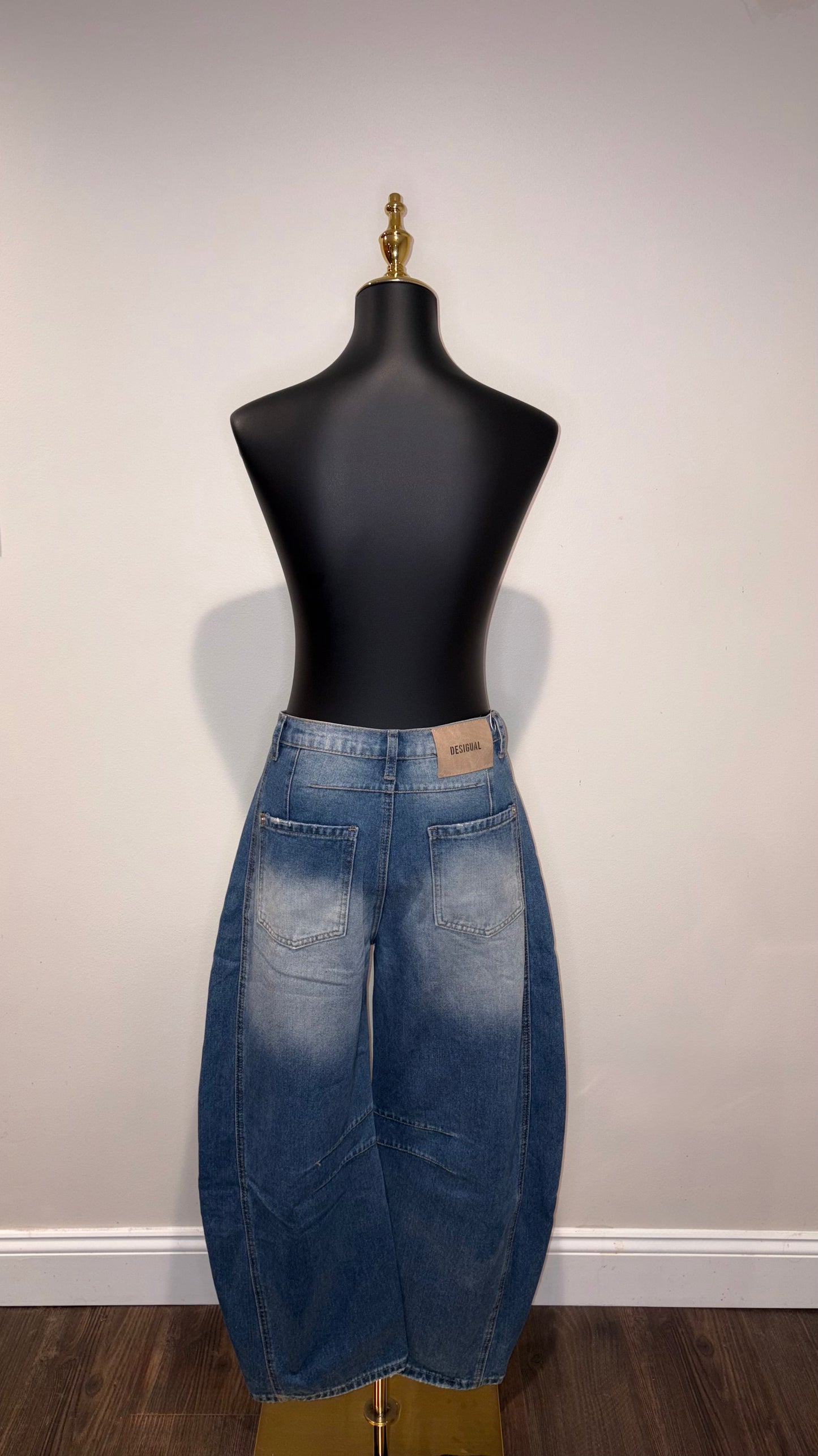 The Downtown Barrel Jeans